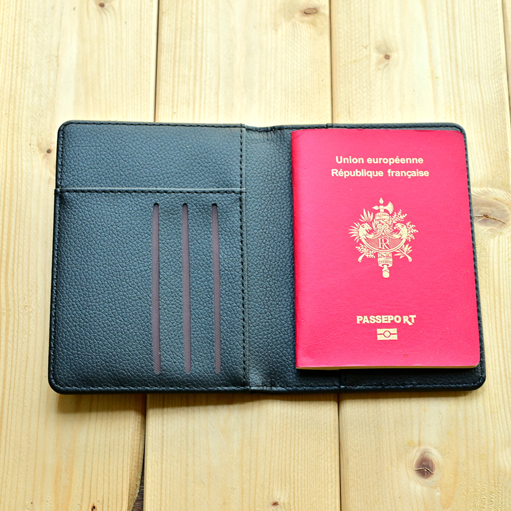 โลหะรัสเซียสัญลักษณ์แห่งชาติหน - Travel Accessories Passport Holder บทวิจารณ์และราคา