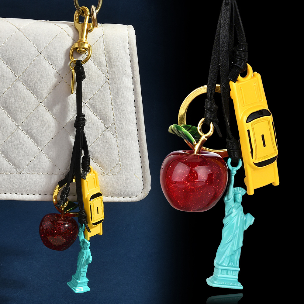 พวงกุญแจหนังร้อยเชือกธีมนิวยอร - Travel Accessories New York บทวิจารณ์และราคา