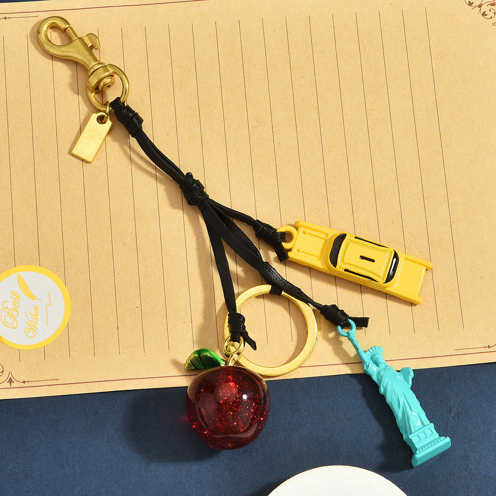 พวงกุญแจหนังร้อยเชือกธีมนิวยอร - Travel Accessories New York บทวิจารณ์และราคา